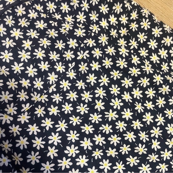 Madewell Bedtime Pajama Top in Mini Daisy - Picture 5 of 8